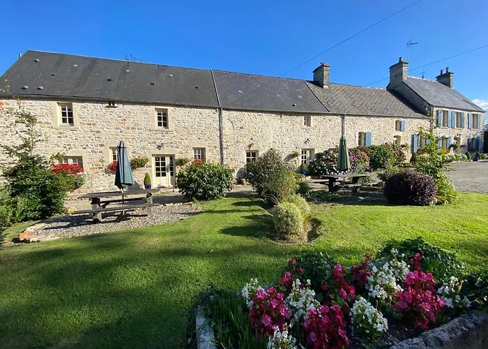 La Lande Country house *